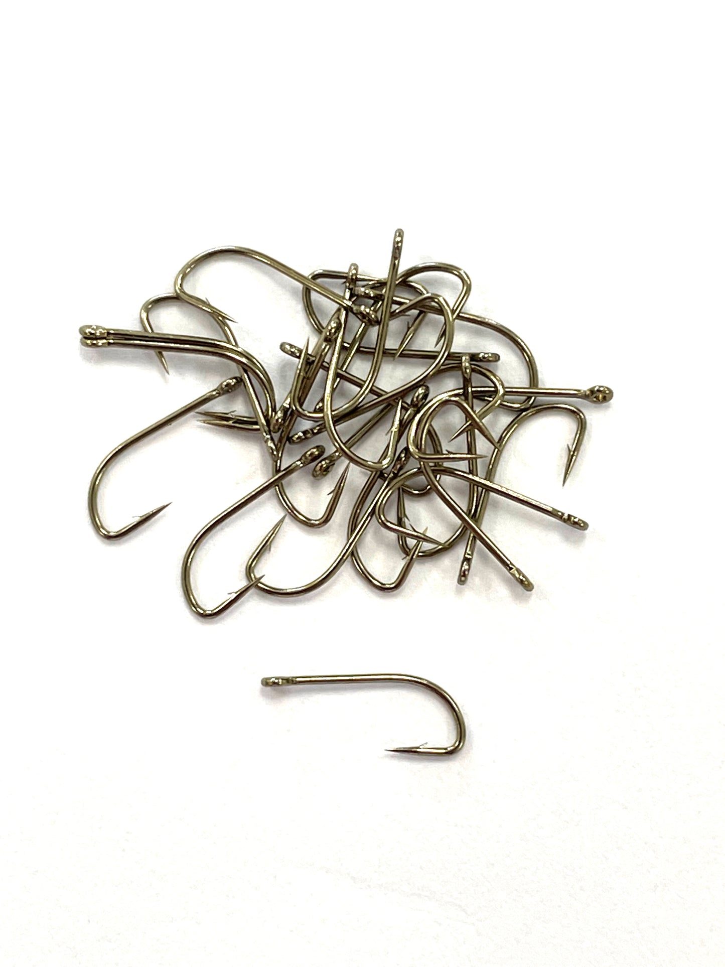 Kamasan B410 Smuts Midges Fly Hooks (Size 16)