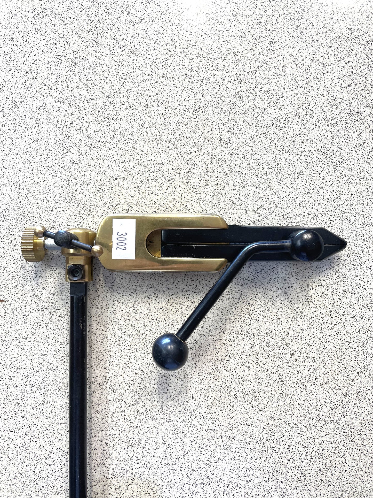 Rotatable Lever Action Fly Tying Vice