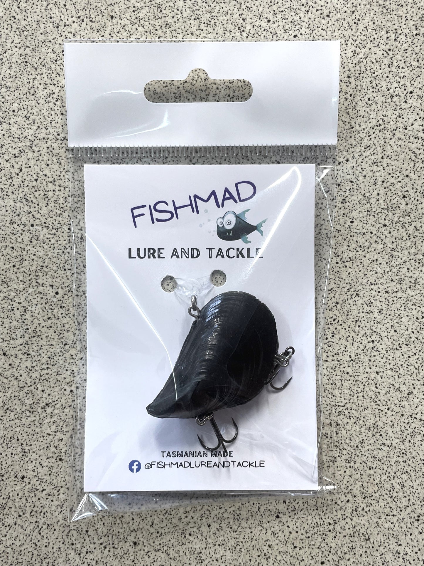 Fishmad Mussel Lure - Natural Black - Large